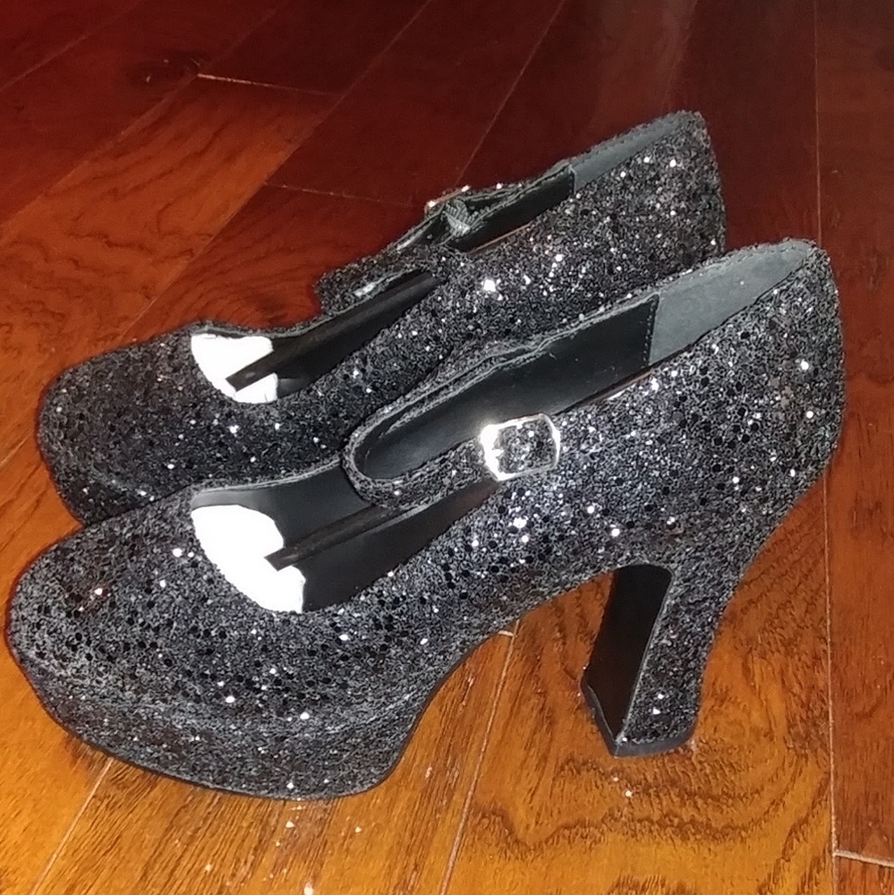 Glitter Mary Jane platform shoes - size 8M